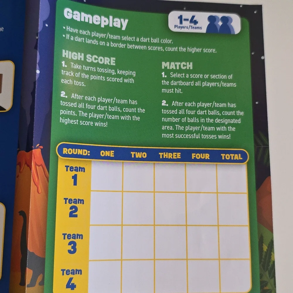 National Geographic Reversible DartBoard Game Set